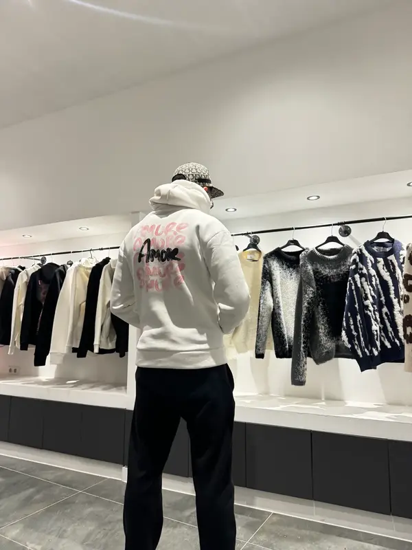 ADJ - Pull Blanc - Print "MI AMOUR"