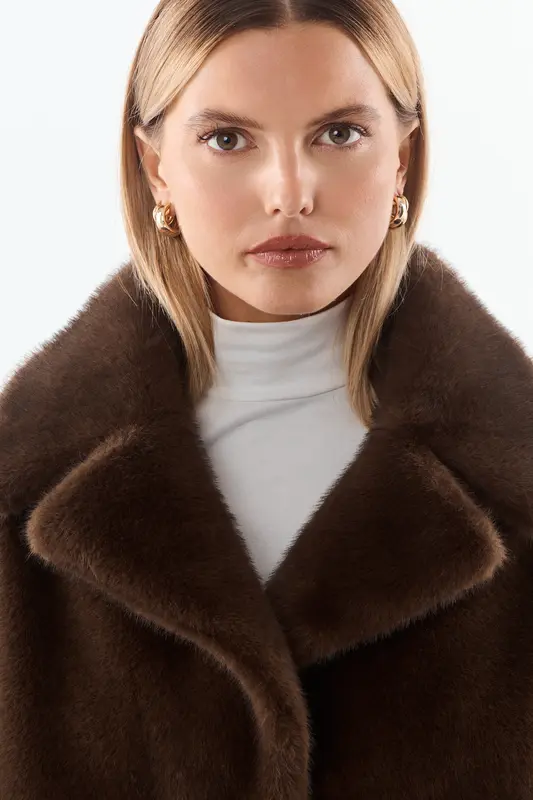 AIDA - Veste en fausse fourrure