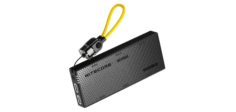 Batterie Externe en Carbone 4ème Génération 10 000mAH NB100000G4 NITECORE
