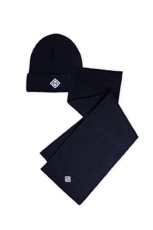 BLACK HAT & BLACK SCARF
