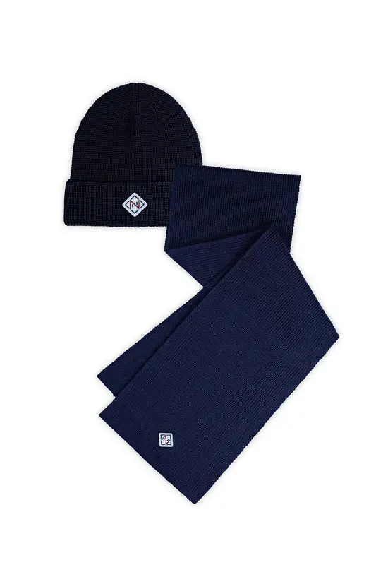 BLACK HAT & NAVY SCARF