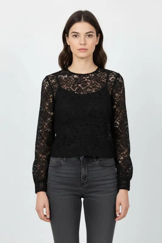 Blouse en Dentelle Noire - Taille M/38