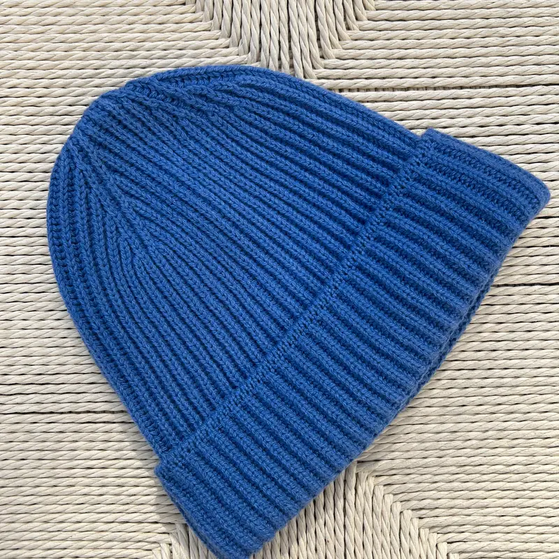 Bonnet bleu clair cachemire