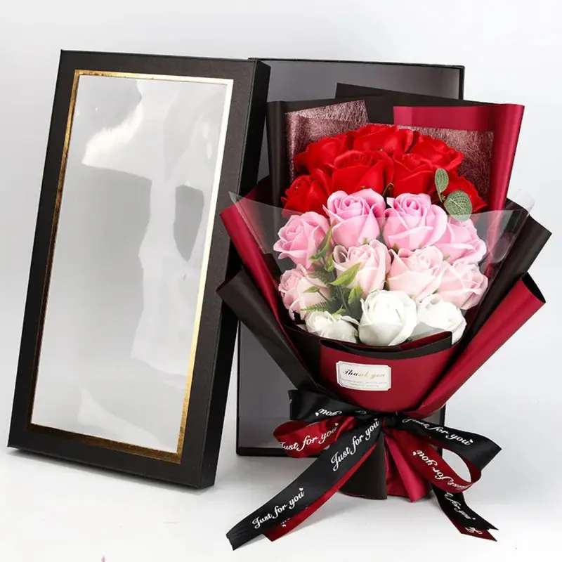 Bouquet Élégant de Fleurs de Savon EverRose