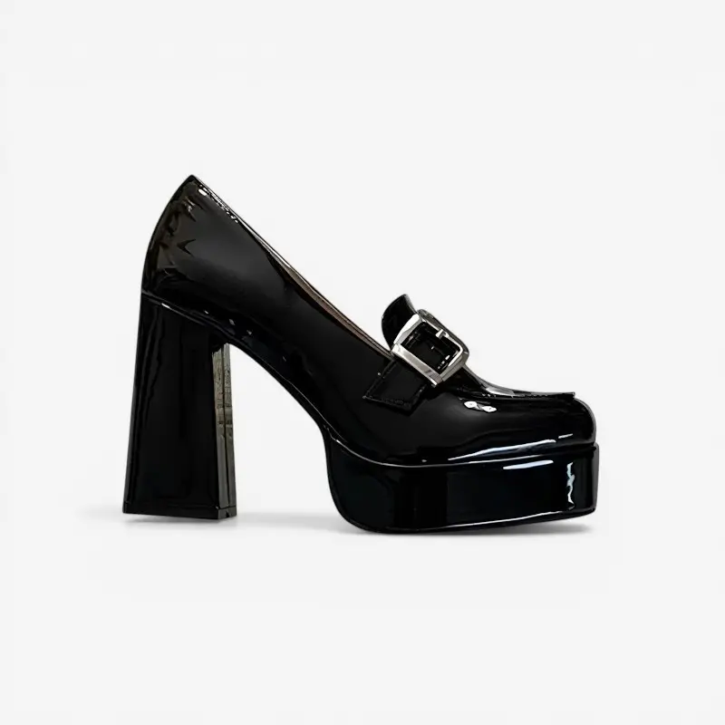 Chaussures à Talon Compensé avec Boucle
