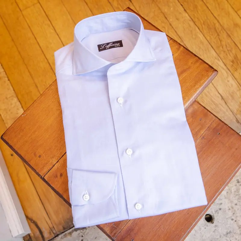Chemise cutaway uni bleu ciel