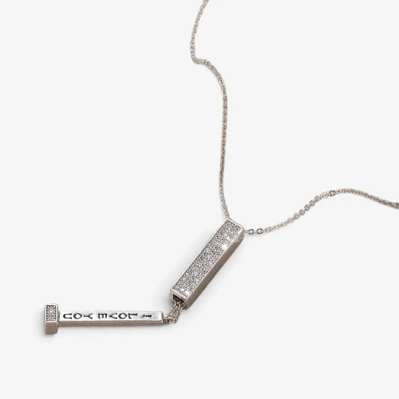 Collier élégant en zircone pour femmes