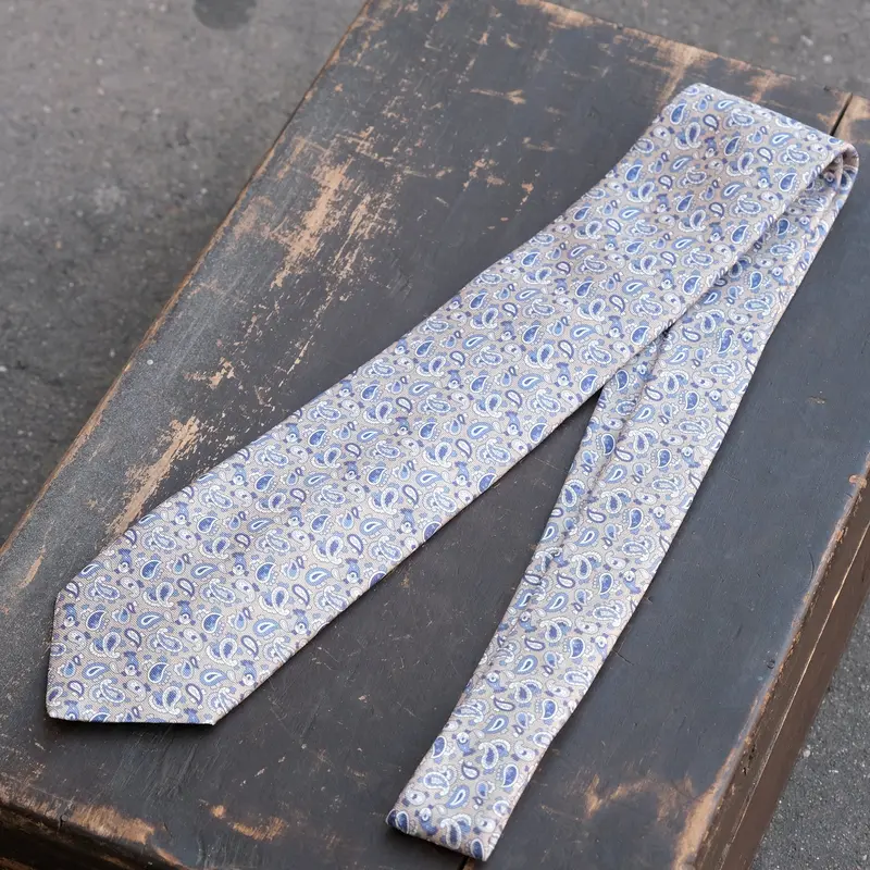 Cravate beige à motif paisley