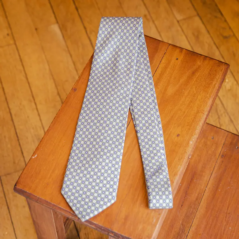 Cravate micro motif vert pastel