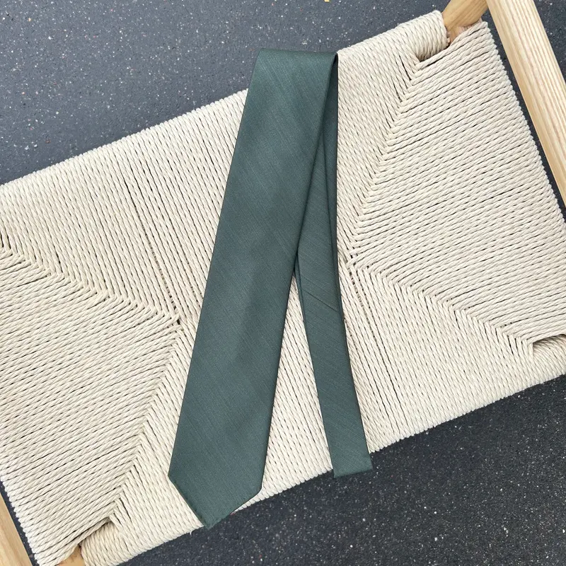 Cravate verte SOLARO 53