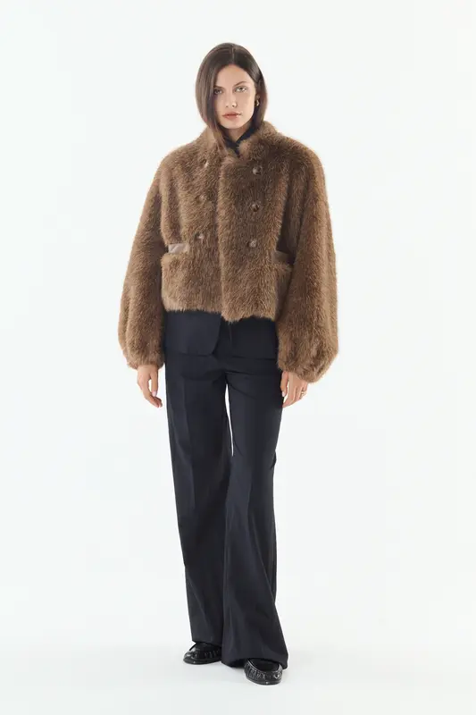 GEORGIE - Veste en fausse fourrure à poils longs