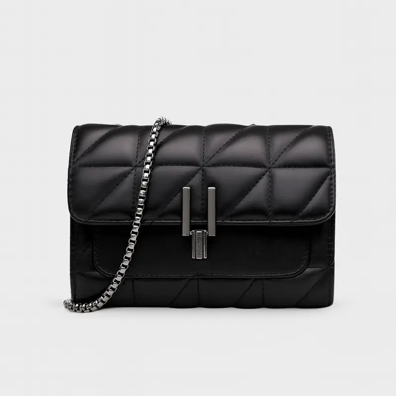 Grand sac à épaule avec chaîne