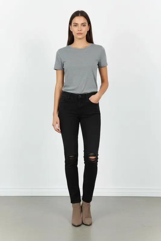Jean Délavé Noir - Taille M/38
