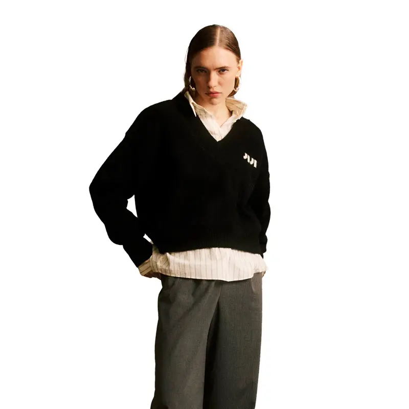 JIJI STUDIO Pull Patricia