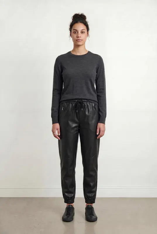Jogging Noir - Taille L/40