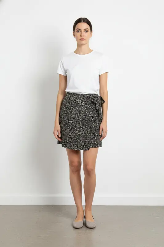 Jupe Courte Noire et Blanche - Taille L/40