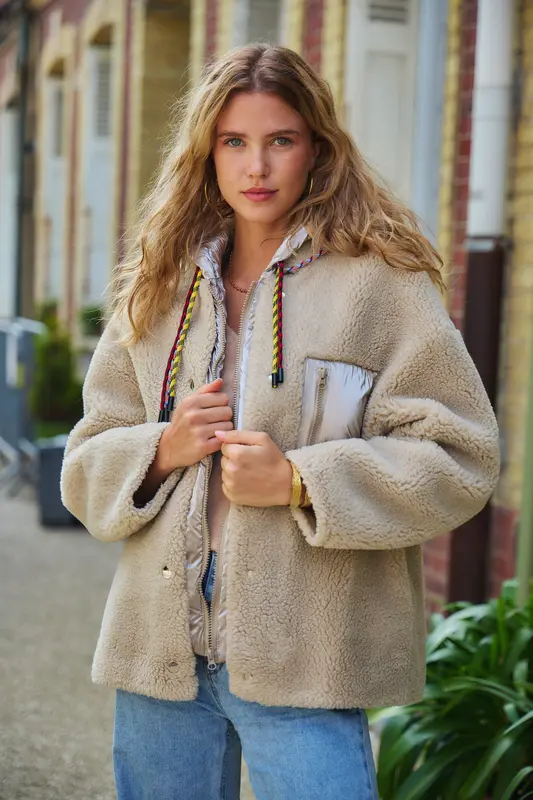 KEYLA - Veste en bouclette oversize