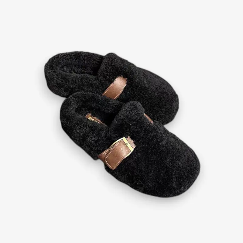 Mila – Chaussures à enfiler à bout rond avec boucle et semelle plate