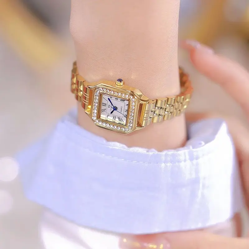 Mila - Montre femme élégante à cadran carré