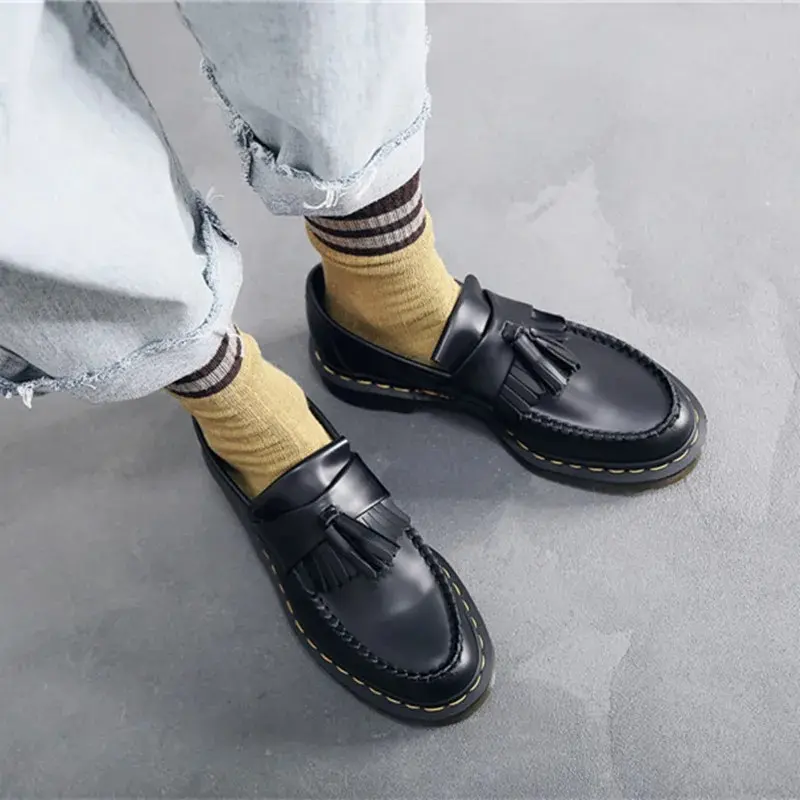 Mocassins vintage à pompons pour un style sans effort