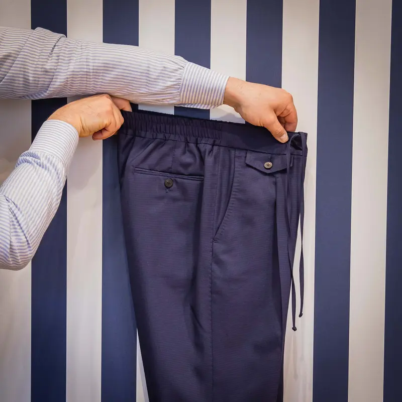 Pantalon napolitain joggpants bleu marine micro pied de poule