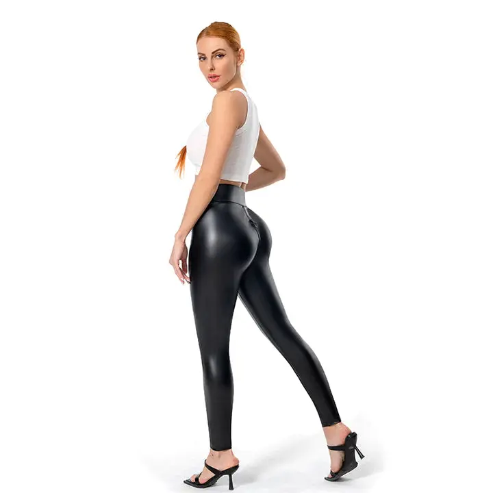 Pantalon stylé et confortable au design intemporel