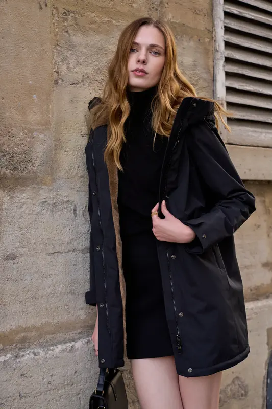 Parka fourrée bicolore longue