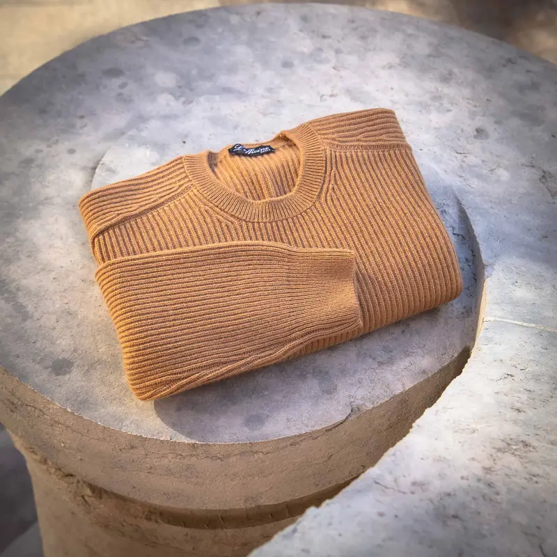 Pull col rond cachemire côte anglaise camel