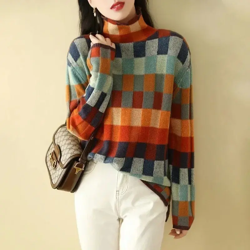 Pull col roulé géométrique chic pour un style hivernal douillet