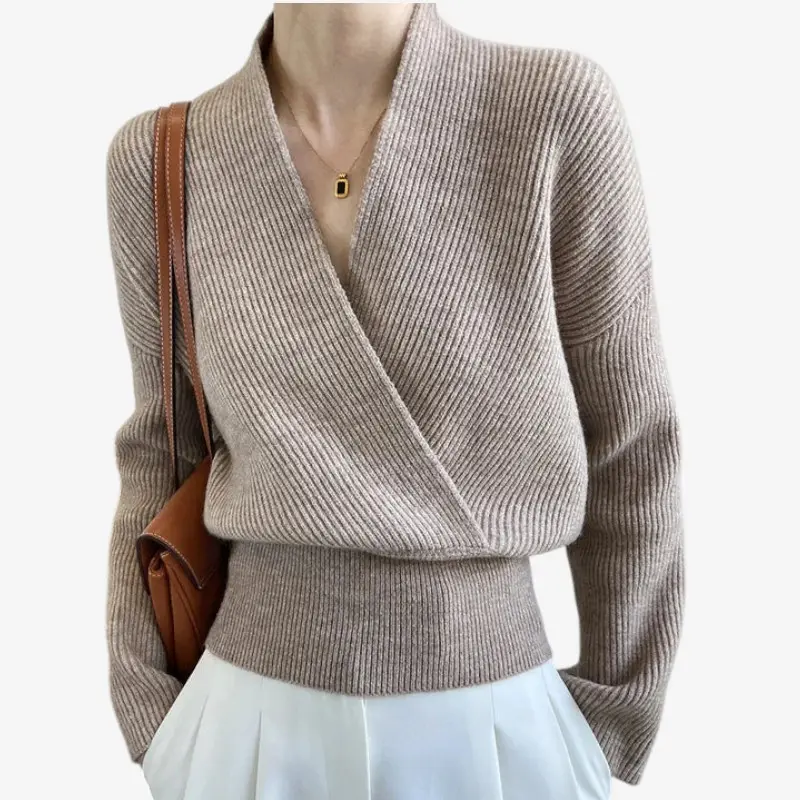 Pull femme en maille côtelée avec manches longues