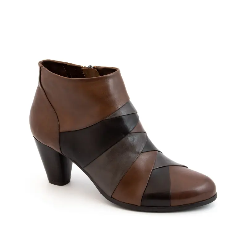 REGARDE LE CIEL Marisi-22 femme marron