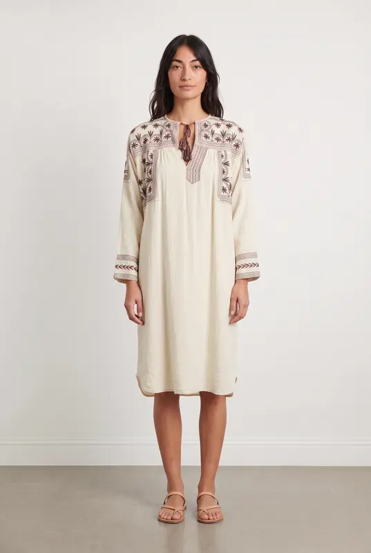 Robe Brodée Blanche et Bordeaux - Taille XS/34