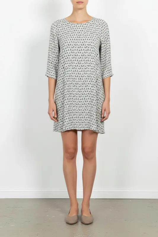 Robe Courte Blanche et Noire - Taille XXL/44