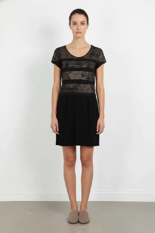 Robe Courte Noire et Dorée - Taille L/40