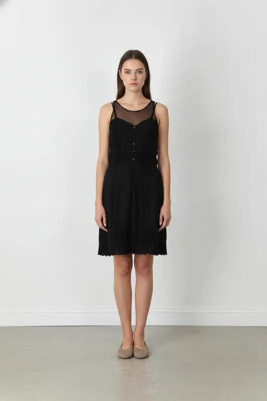 Robe Courte Noire - Taille M/38 - imparfaites