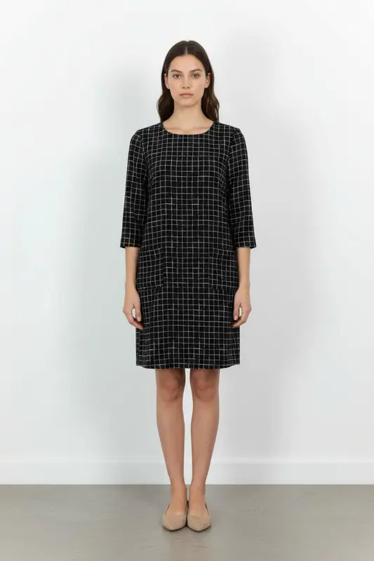 Robe Droite Noire et Blanche - Taille XL/42