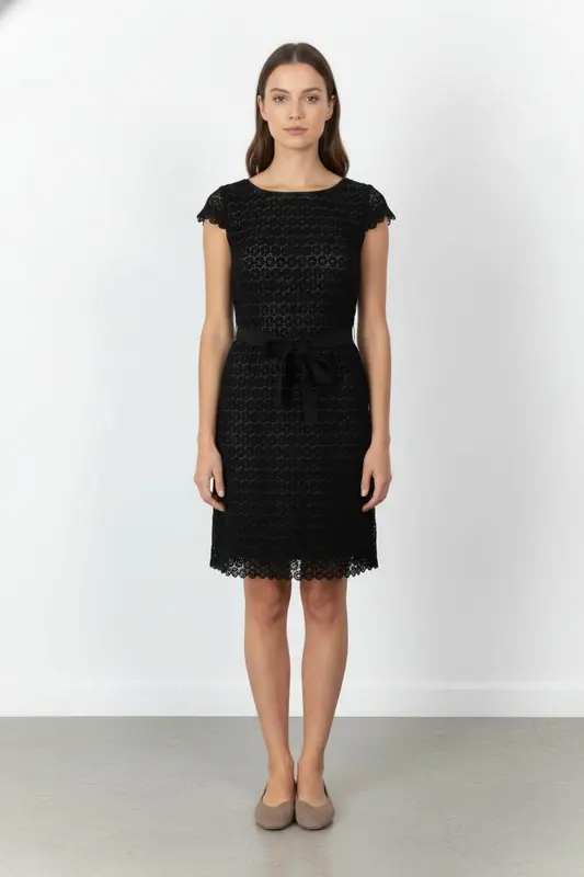 Robe en Dentelle Noire - Taille L/40