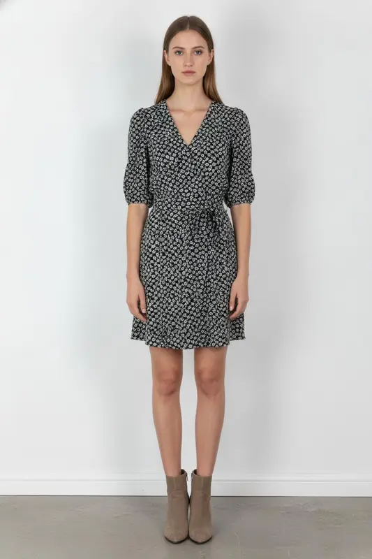 Robe Fleurie Noire et Blanche - Taille M/38