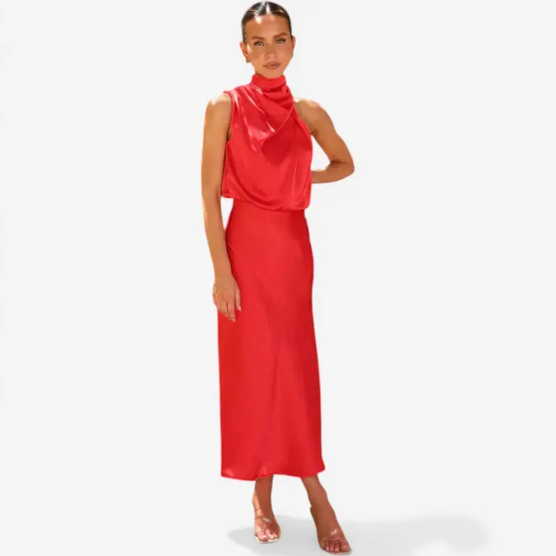 Robe midi drapée sans manches à col halter