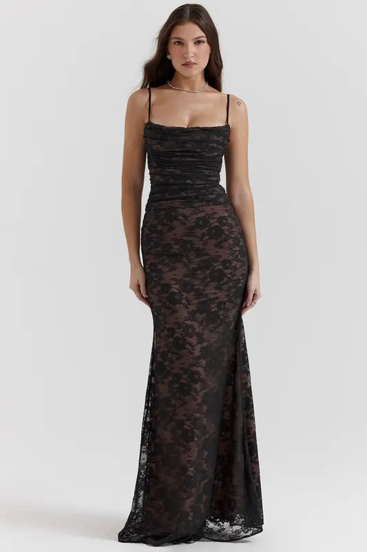 Robe moulante femme manches longues décolleté carré
