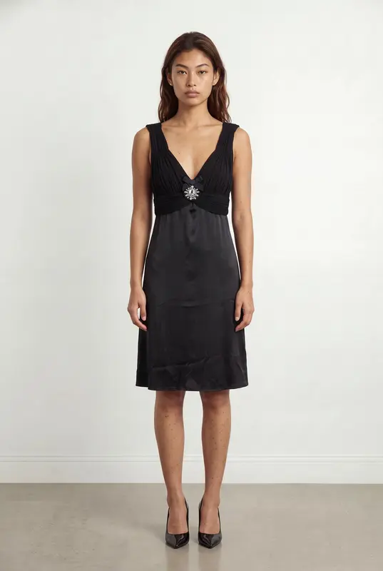 Robe noire avec détail - Taille S/36