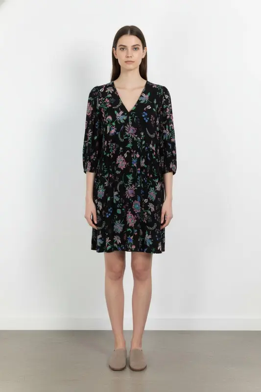 Robe Noire et Multicolore - Taille L/40