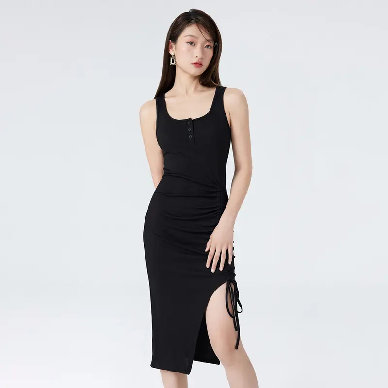 Robe sans manches décontractée avec boutons et plis latéraux ajustables