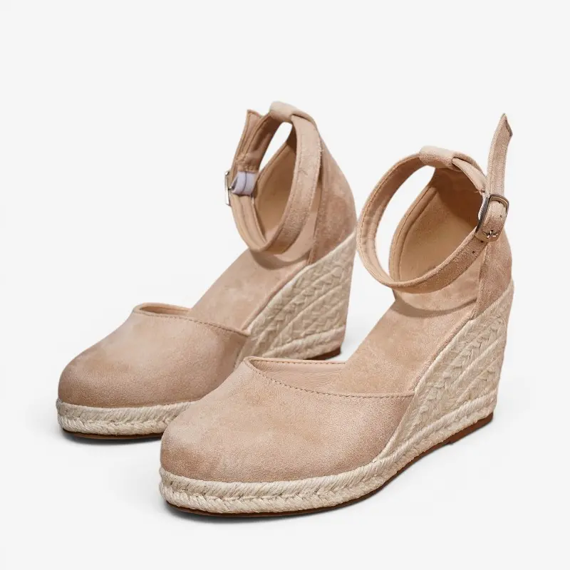 Sandales à talon épais pour femme avec bout fermé