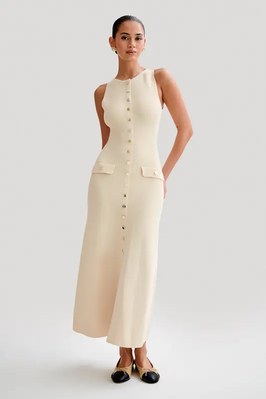 Sarai - Robe longue boutonnée sans manches