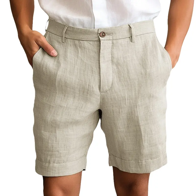 Short classique ajusté avec détails à boutons