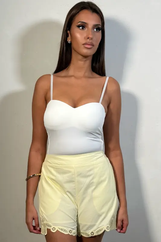 Short Femme Bohème Broderie