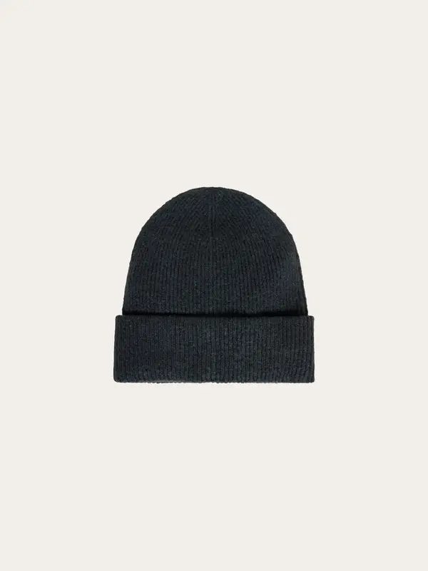Soufflé yarn beanie - Black Jet