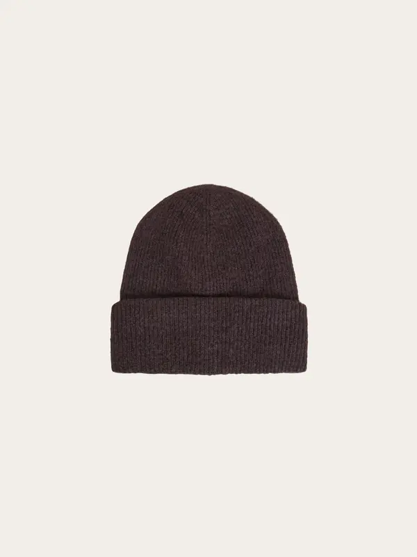 Soufflé yarn beanie - Chocolate Torte