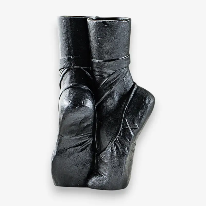 Vase sculpture en céramique forme chaussure de danse